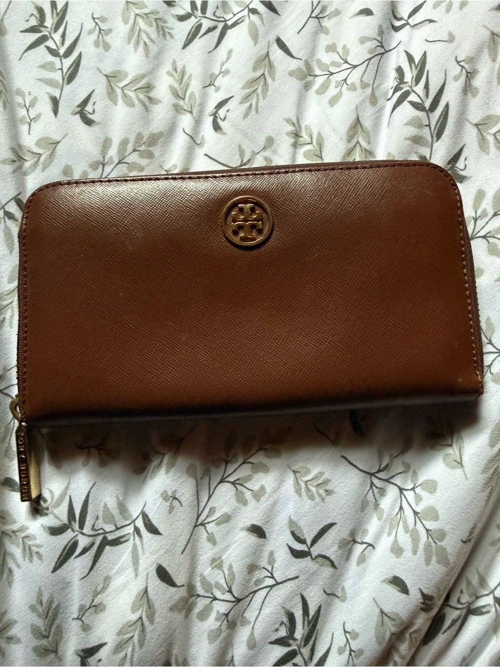 Tory Burch Chestnut Brown Zip-Around Leather Wallet